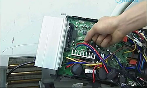 江门市美的空调电话是多少